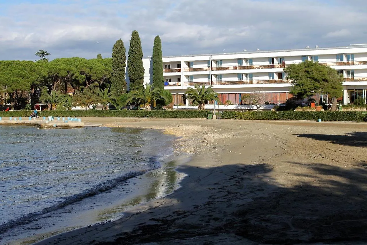 Apartments By The Sea Zadar - 19336 Croatia