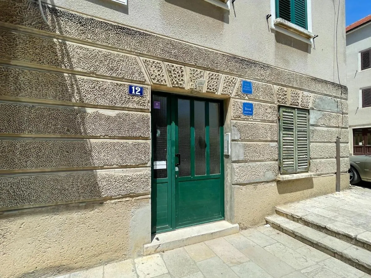 Apartments By The Sea Zadar - 19336